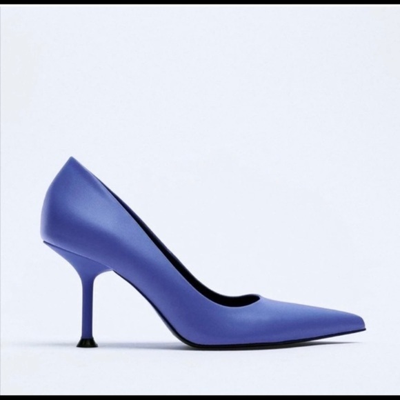 Zara pump heel 3.1 inch Heeled pumps. Thin heel. Pointed toes. - Picture 1 of 7